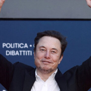 Musk: “OpenAI no debe lucrar”