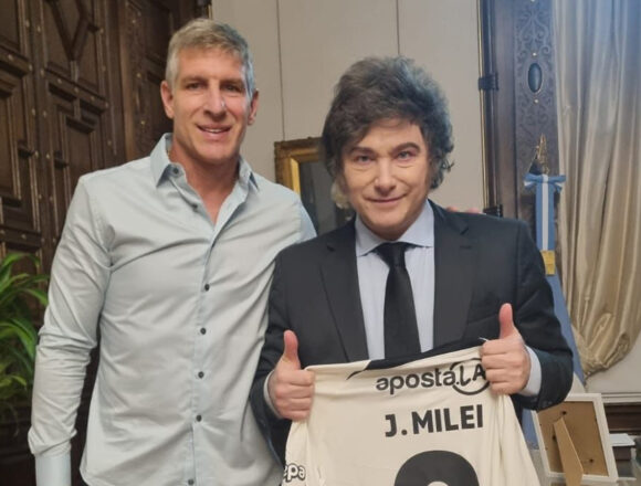 Martín Palermo y Milei en la Rosada