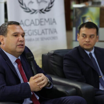 Honor Colorado Busca Retener a Maidana