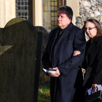 Padre de Liam Payne Complica al Empresario