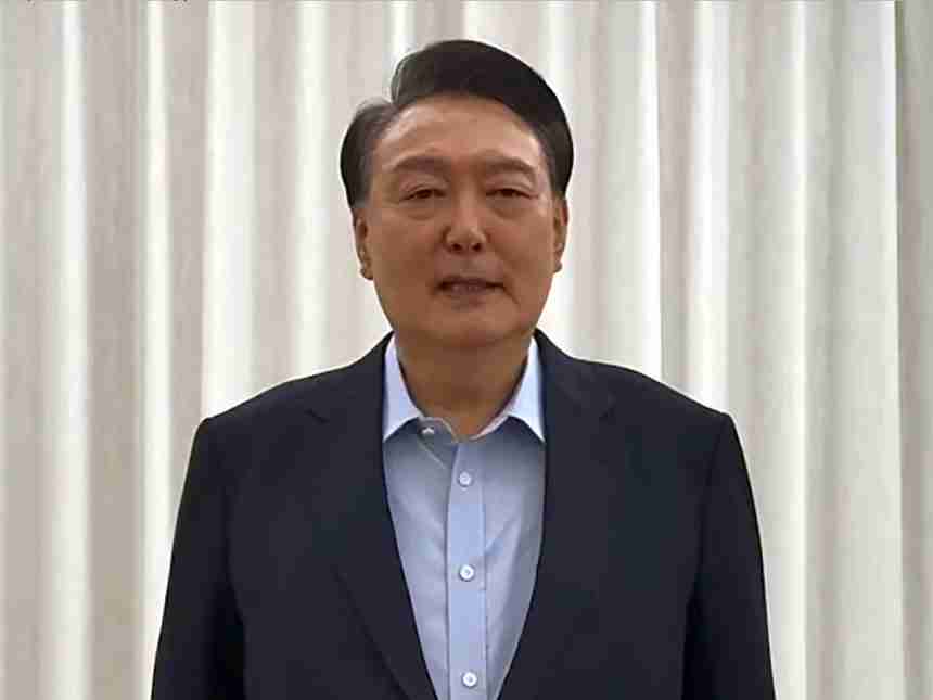Arrestan al presidente destituido Yoon Suk-yeol