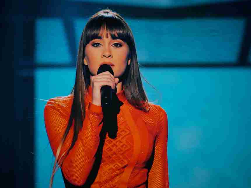 Aitana revela su lado más íntimo en «Metamorfosis 
