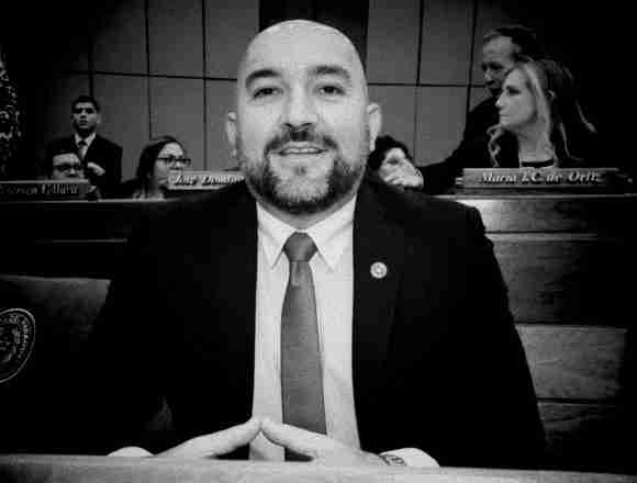 Arevalo Honor Colorado mantiene presión por salida de Arévalo