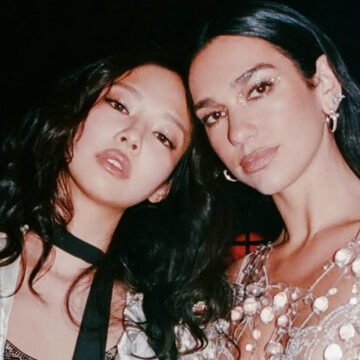 Jennie y Dua Lipa brillan en ‘Handlebars, nuevo videoclip