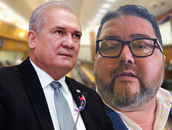 Chats filtrados enfrentan a fiscal y diputado