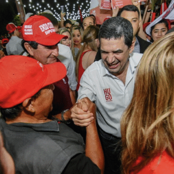 velazquez Velázquez renuncia a Guaraní y agita interna