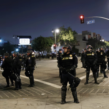 Marines enviados a Los Ángeles generan polémica