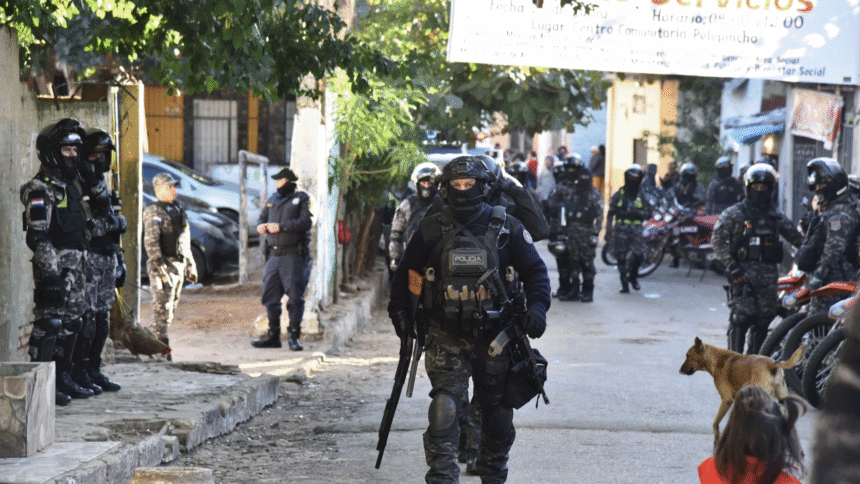 Policía allana la Chacarita tras bandas