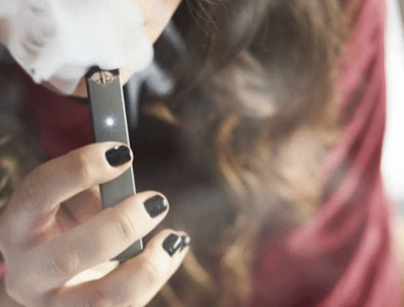 Senado sanciona ley contra vapeadores