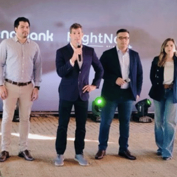Ueno Bank y FlightNex sellan alianza estratégica