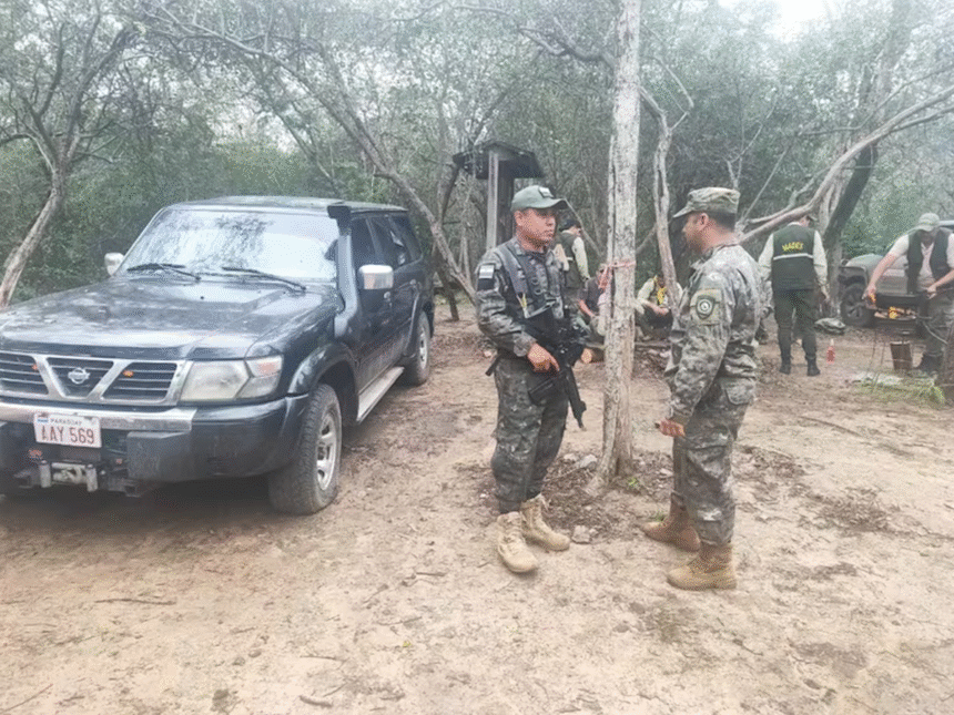 Esposa cuestiona versión del acompañante del desaparecido