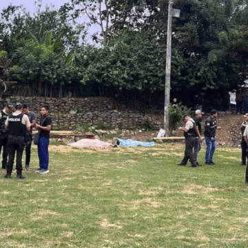 Sicarios atacan partido y matan tres