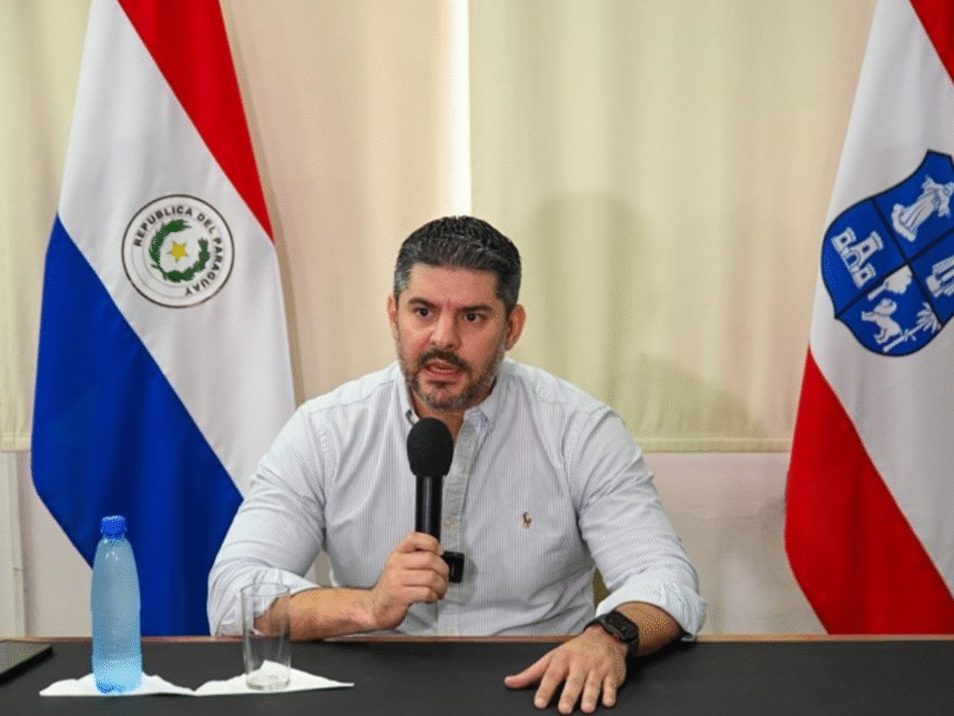 bello Bello rompe contrato y critica a Nenecho