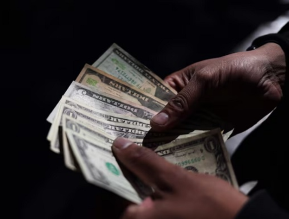 Deuda pública supera 40% del PIB